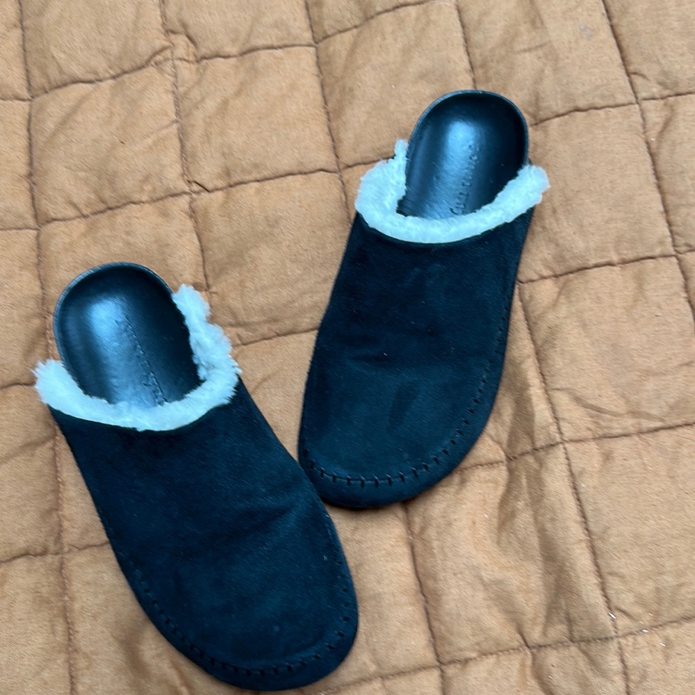 Jenni Kayne fleece mocs